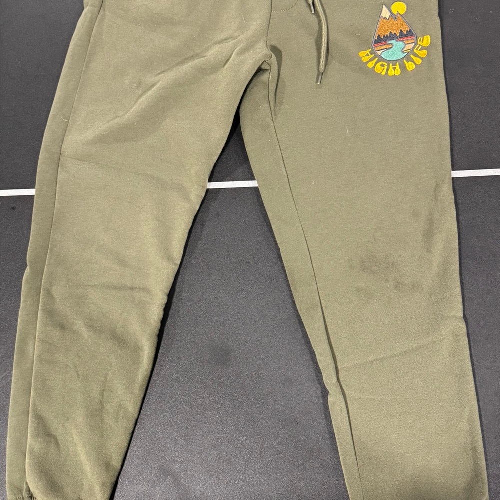 Olive women Joggers